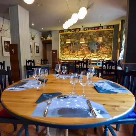 Albergue Cueva De Valporquero Vegacervera