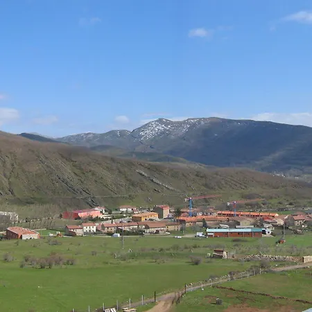 Cueva De Valporquero Auberge de jeunesse