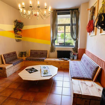 Hostel Cueva De Valporquero Vegacervera
