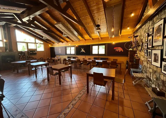 Cueva De Valporquero Hostel Vegacervera