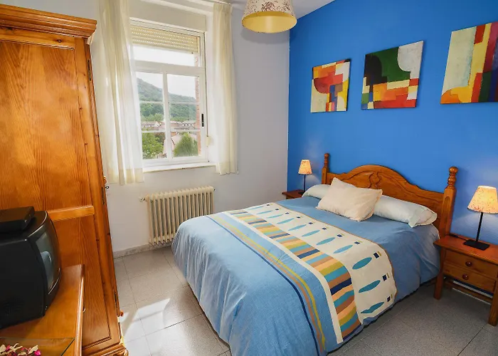 Cueva De Valporquero Hostel Vegacervera