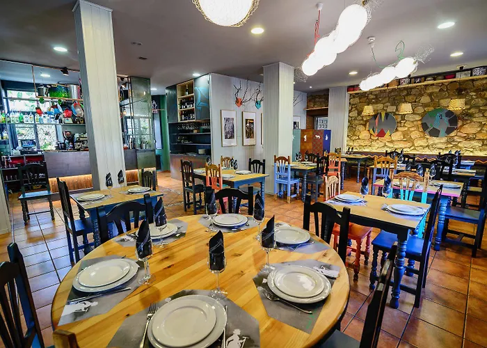 Cueva De Valporquero Hostel Vegacervera