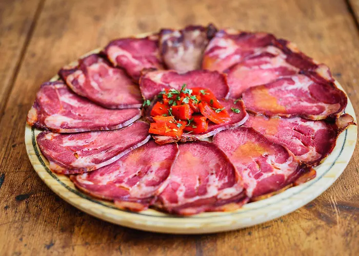 Hostel Cueva De Valporquero *