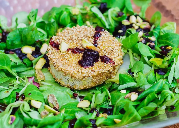 Cueva De Valporquero Hostel