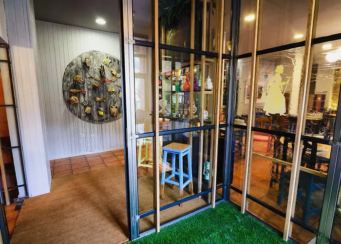 Cueva De Valporquero Hostel