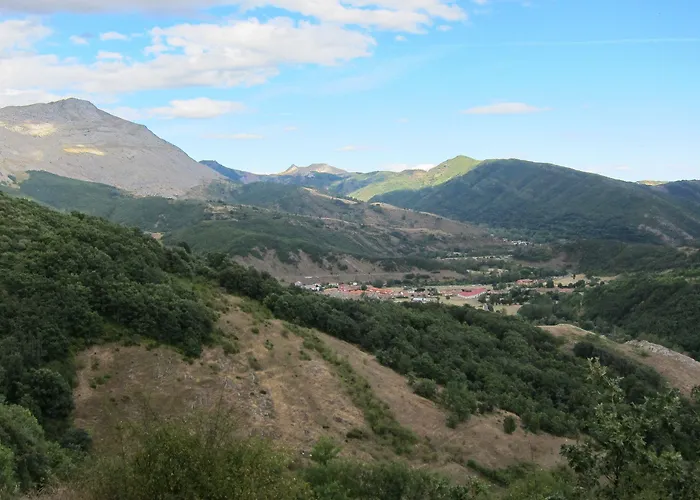 Hostel Cueva De Valporquero